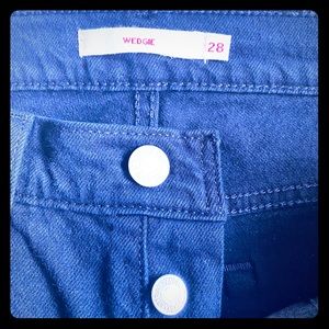 Levi’s Wedgie Fit, Black, Size 28